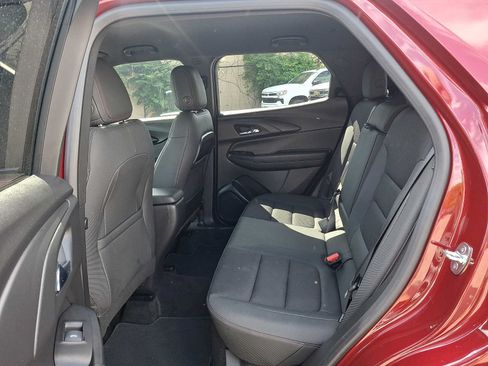 Used 2023 Chevrolet TrailBlazer RS AWD/4WD image 10