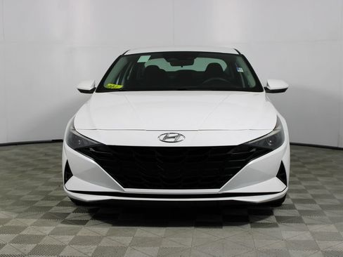 Used 2021 Hyundai Elantra SEL FWD image 2