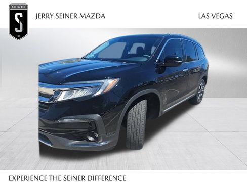 Used 2022 Honda Pilot Touring image 1