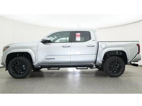 New 2026 Toyota Tacoma SR5 AWD/4WD image 19