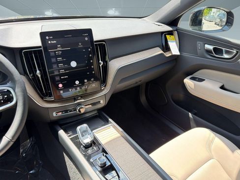 New 2026 Volvo XC60 B5 Plus w/ Climate Package image 26