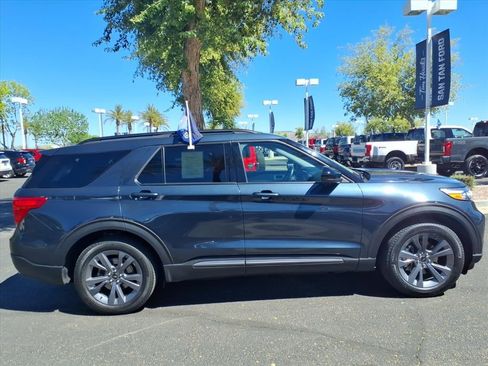 Certified 2023 Ford Explorer XLT w/ Equipment Group 202A image 3