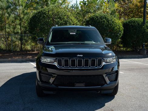 New 2025 Jeep Grand Cherokee Laredo X RWD image 2
