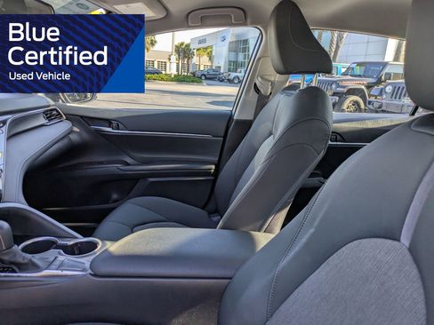 Used 2024 Toyota Camry LE FWD image 23