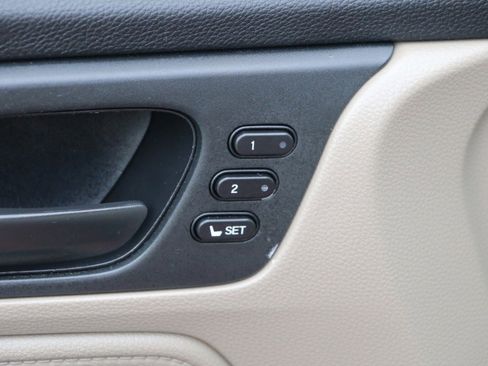 Used 2023 Honda Odyssey EX-L image 17