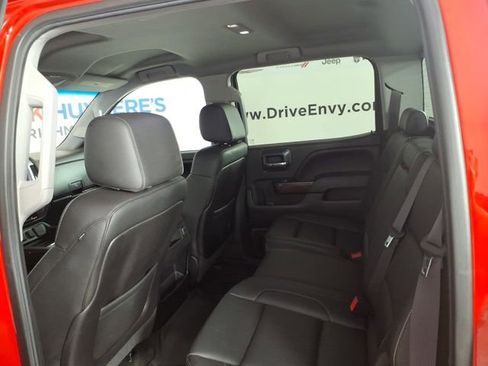 Used 2015 GMC Sierra 1500 SLT w/ SLT Crew Cab Value Package AWD/4WD image 9