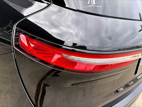 Used 2020 Lincoln Corsair Standard w/ Premium Package image 26