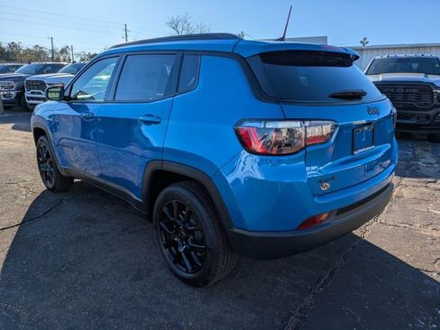 New 2026 Jeep Compass Latitude image 6