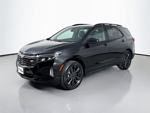 Used 2023 Chevrolet Equinox RS AWD/4WD image 5