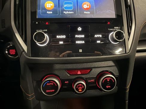 Used 2023 Subaru Crosstrek 2.5i Limited w/ Moonroof Package image 33