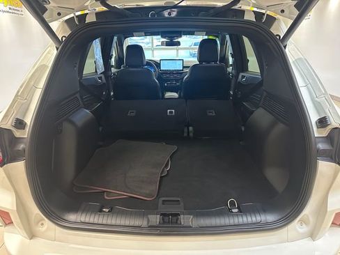 Used 2023 Ford Escape ST-Line Elite image 22