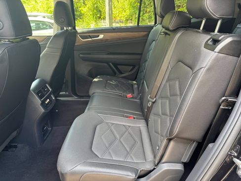 Used 2026 Volkswagen Atlas SE FWD image 24
