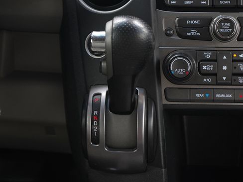 Used 2015 Honda Pilot EX image 18
