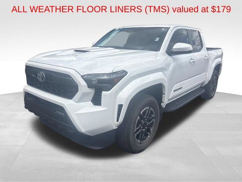 Used 2024 Toyota Tacoma TRD Sport w/ TRD Sport Upgrade Package AWD/4WD image 11