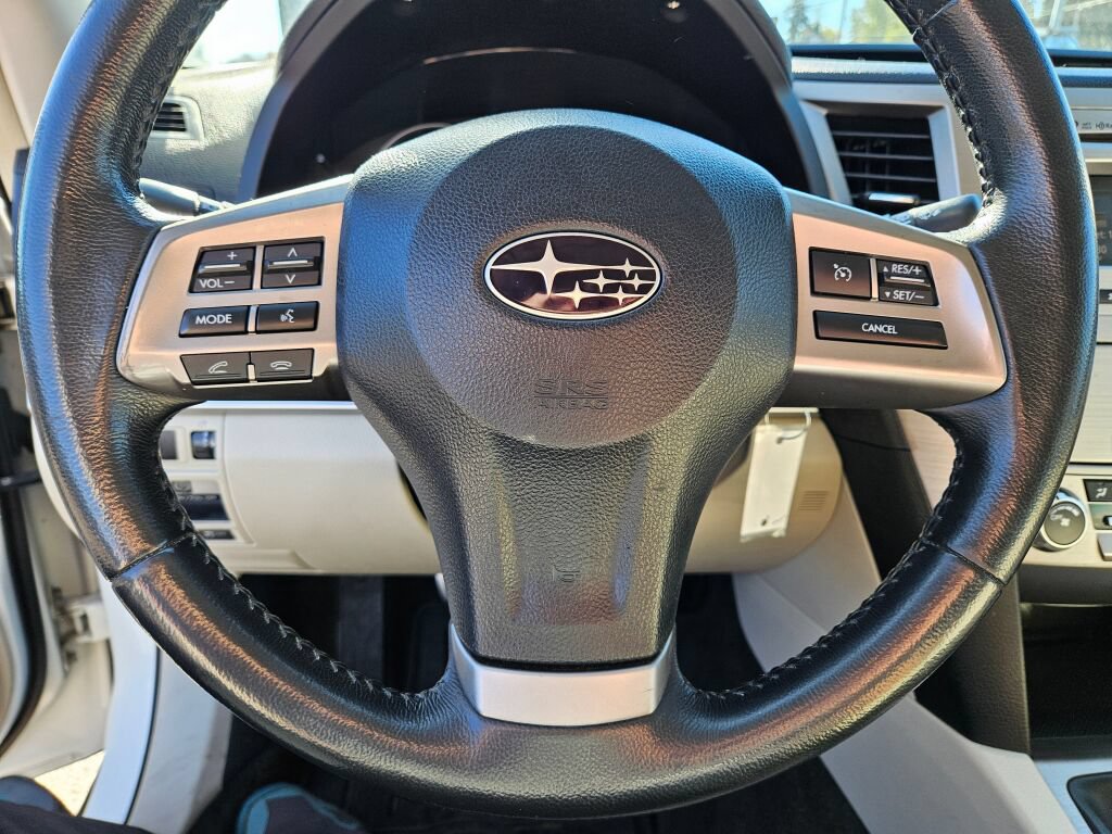 Used 2014 Subaru Outback 2.5i Premium w/ Popular Package #1A AWD/4WD image 19