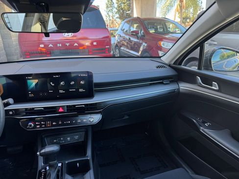 Used 2025 Kia K5 LXS image 35