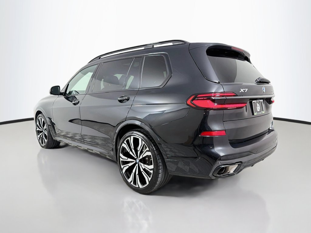 Used 2027 BMW X7 xDrive40i w/ M Sport Package AWD/4WD image 7