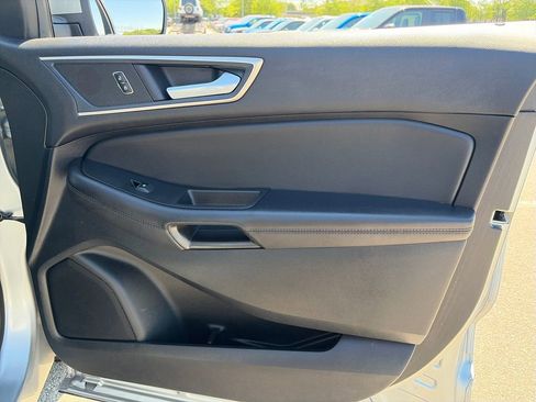 Used 2024 Ford Edge SEL w/ Convenience Package AWD/4WD image 9