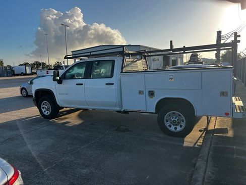 Used 2020 Chevrolet Silverado 3500 W/T image 10