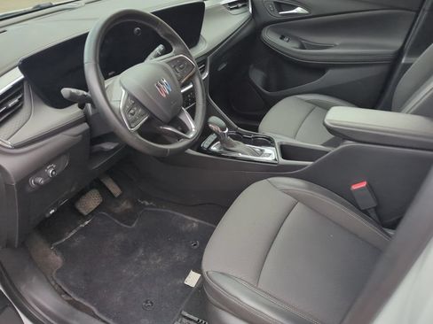 Used 2025 Buick Encore GX Preferred AWD/4WD image 6