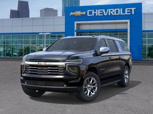 New 2026 Chevrolet Suburban Premier w/ Sun And Tow Package AWD/4WD image 30