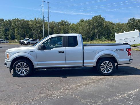 Used 2018 Ford F150 XL w/ Equipment Group 101A Mid RWD image 2