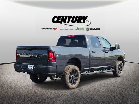 Used 2026 RAM 2500 Big Horn AWD/4WD image 4