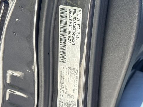 Used 2025 Dodge Durango R/T AWD/4WD image 39
