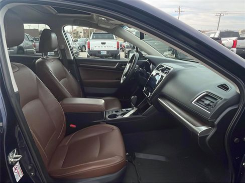 Used 2018 Subaru Outback 3.6R Touring w/ Popular Package #3 image 14