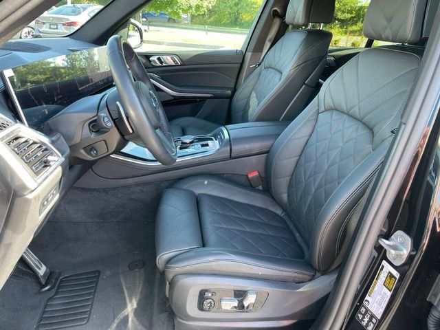Used 2026 BMW X5 xDrive40i w/ M Sport Package AWD/4WD image 6