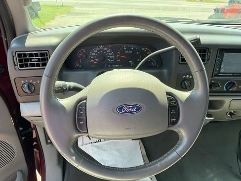 Used 2004 Ford F250 Lariat AWD/4WD image 40