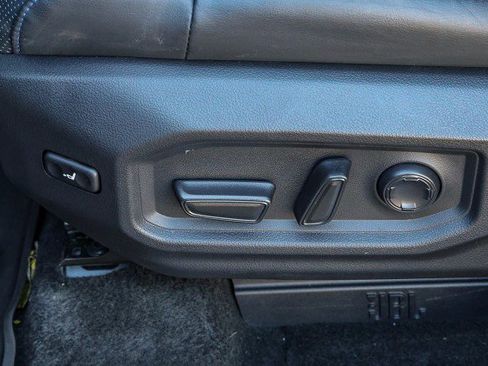 Used 2023 Toyota Tundra Platinum image 12