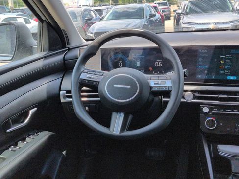 Used 2025 Hyundai Tucson SEL AWD/4WD image 19