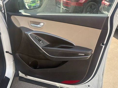 Used 2014 Hyundai Santa Fe Sport image 17