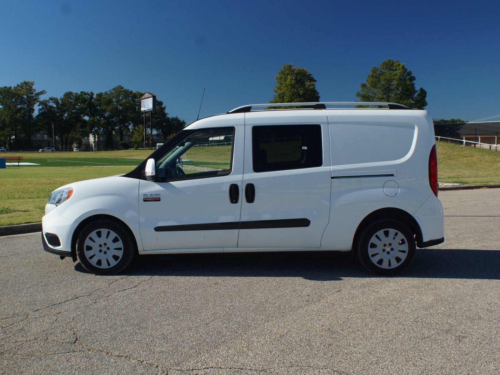 Used 2018 RAM ProMaster City SLT FWD image 11