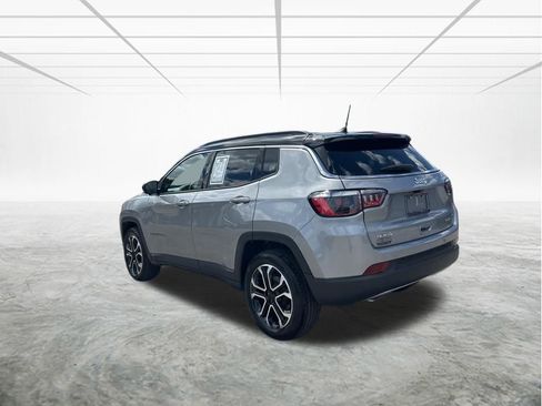 Used 2023 Jeep Compass Limited image 6