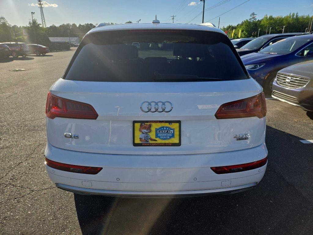 Used 2018 Audi Q5 2.0T Premium Plus w/ Premium Plus Package AWD/4WD image 4