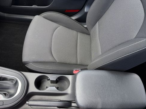 Used 2023 Kia Forte LXS w/ LXS Technology Package FWD image 14