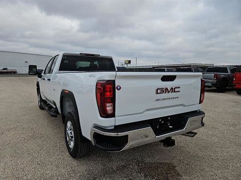 New 2026 GMC Sierra 2500 Pro w/ Convenience Package image 3