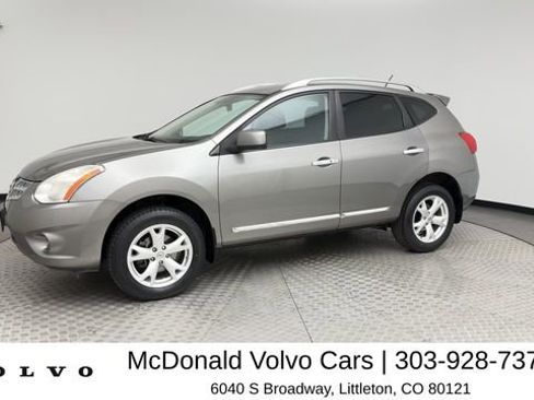 Used 2011 Nissan Rogue SV AWD/4WD image 6
