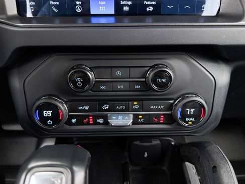 Used 2025 Ford Bronco Badlands AWD/4WD image 25