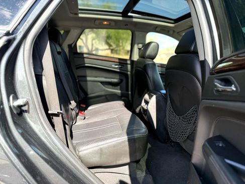 Used 2016 Cadillac SRX Luxury image 15