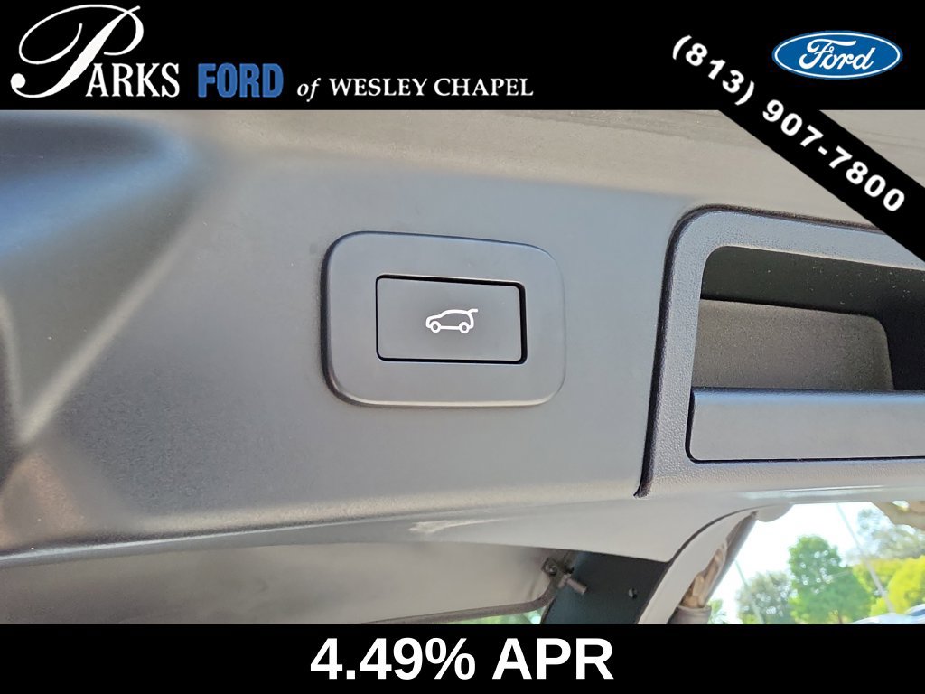 Used 2023 Land Rover Range Rover Velar R-Dynamic S AWD/4WD image 10