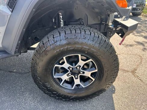 Used 2019 Jeep Wrangler Rubicon AWD/4WD image 12