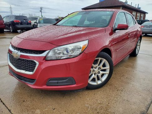 Used 2014 Chevrolet Malibu LT FWD image 2