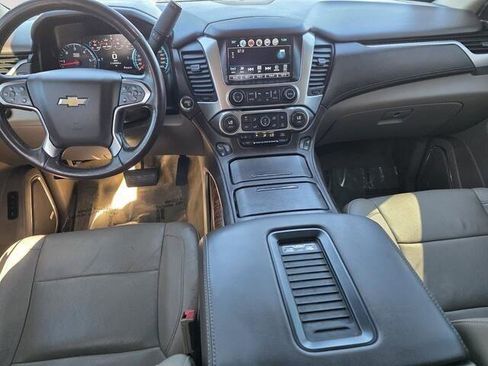 Used 2016 Chevrolet Suburban LTZ image 28