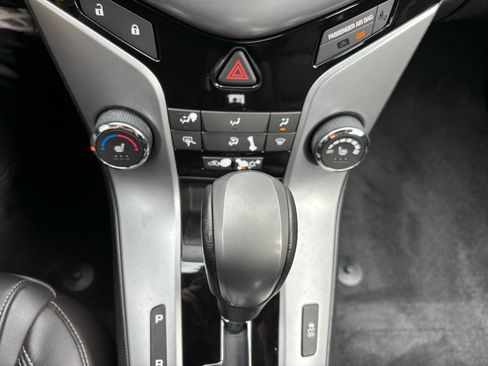 Used 2014 Chevrolet Cruze LT w/ RS Package image 28