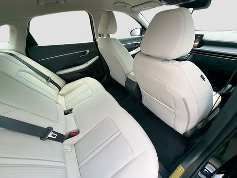 Certified 2026 Hyundai Sonata SEL FWD image 31