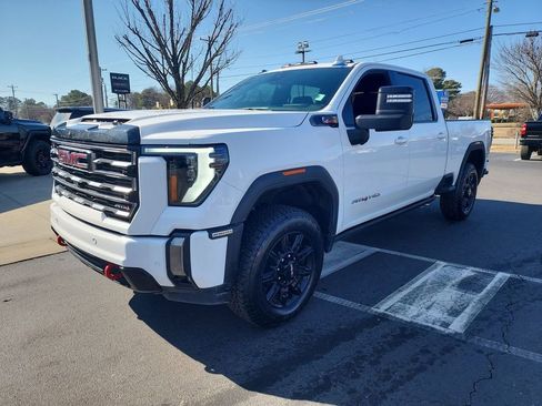 Certified 2024 GMC Sierra 2500 AT4 w/ AT4 Premium Plus Package image 5