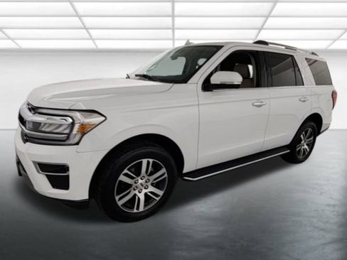 Certified 2023 Ford Expedition Limited AWD/4WD image 3